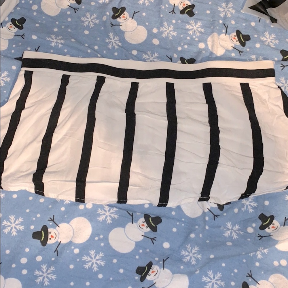 Windsor Sleeveless striped crop tube top